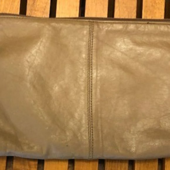 Chinese "no name" tan leather clutch - Picture 2 of 5